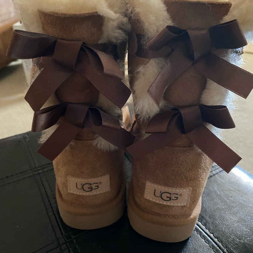 UGG Australia, Bailey Bow boots, authentic
